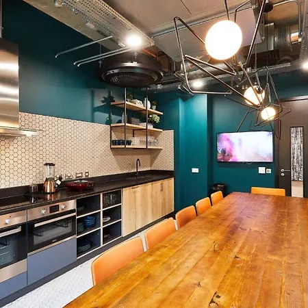 Student Only - Modern Classic Studios With Breakfast At Vita St Albans In Leeds * Leeds (West Yorkshire)
